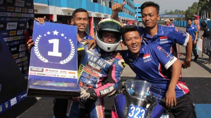 Gupita Kresna Buktikan Hebatnya IRC Fasti1, Jawara Sport 150 cc Pro Yamaha Sunday Race Seri 3
